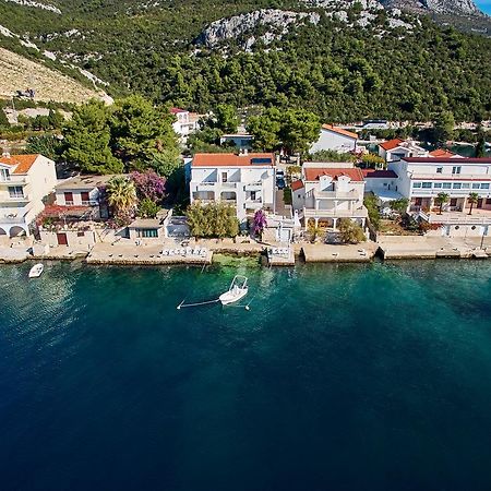 Repic Apartments Клек Екстериор снимка