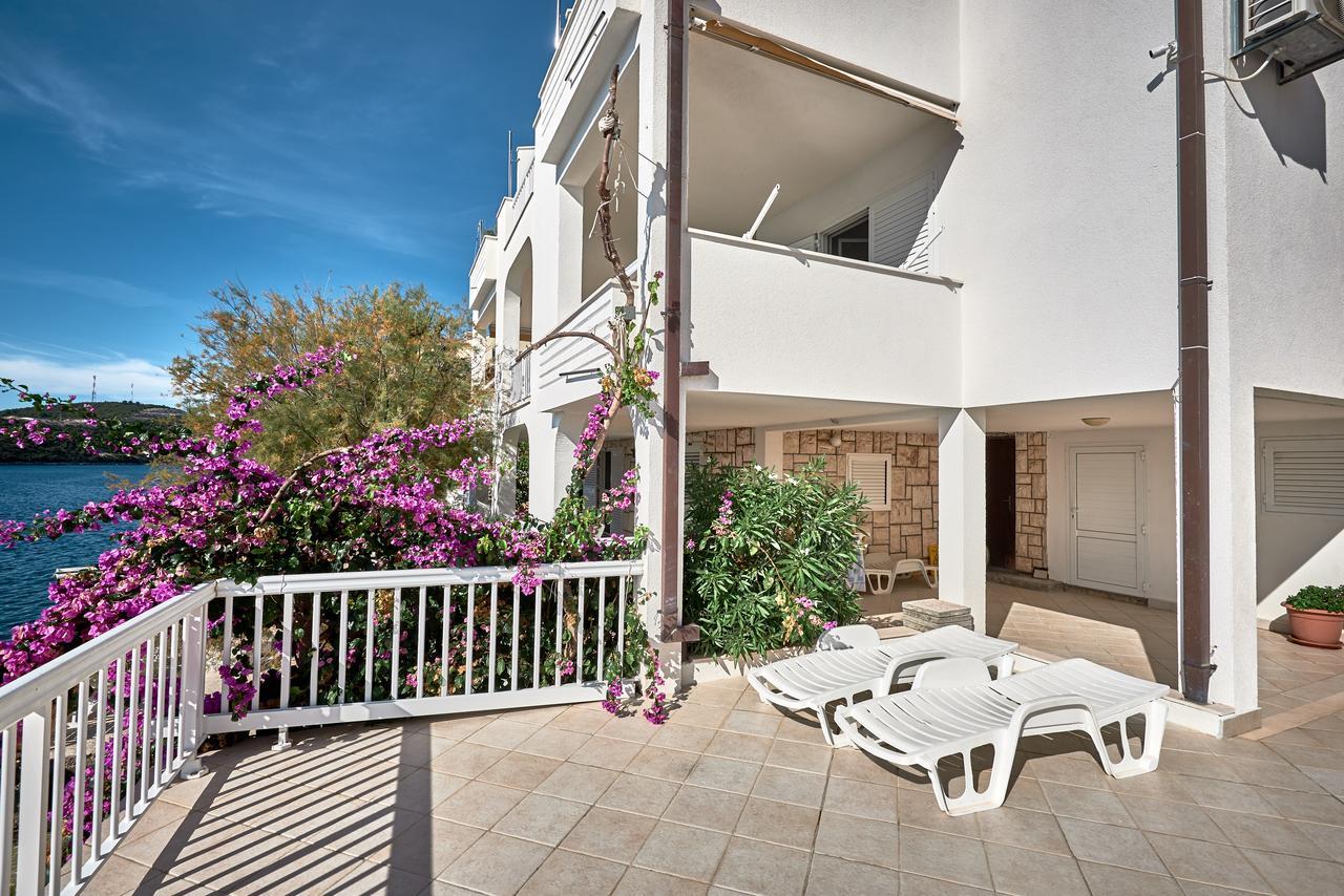 Repic Apartments Клек Екстериор снимка